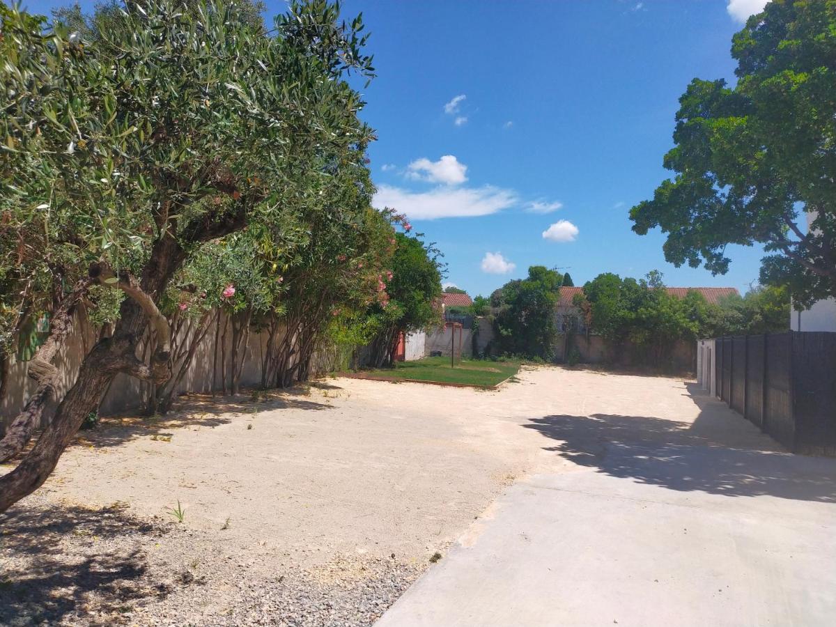 Villa Caremeau 2 Nîmes Exterior foto